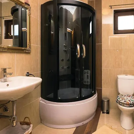 Nice In W/ Wifi And 1 Bedrooms *